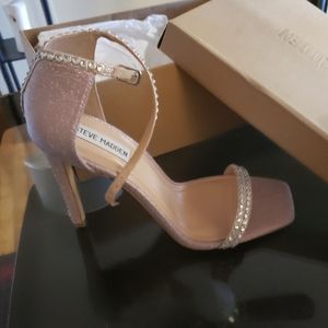Steve Madden women shoes never wear size 9.5